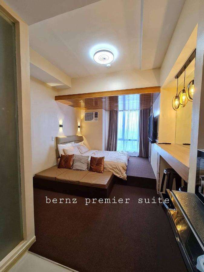 Congressional Town Center Aparthotel Manila Room photo